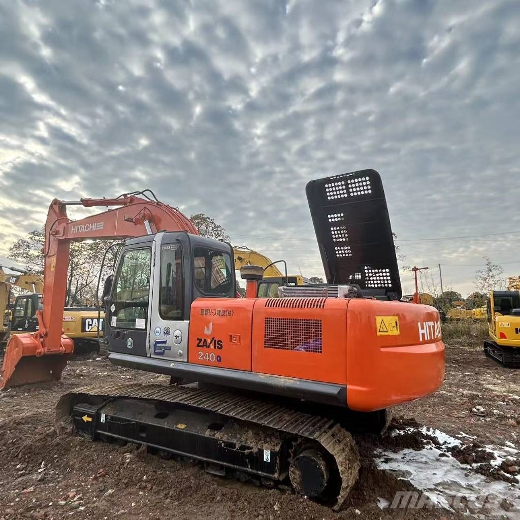Hitachi ZX 240 Raupenbagger