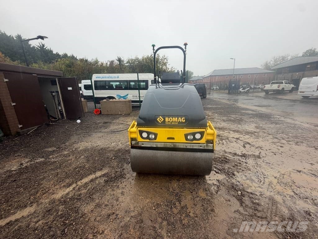 Bomag BW 120 AD-5 Porinių būgnų volai