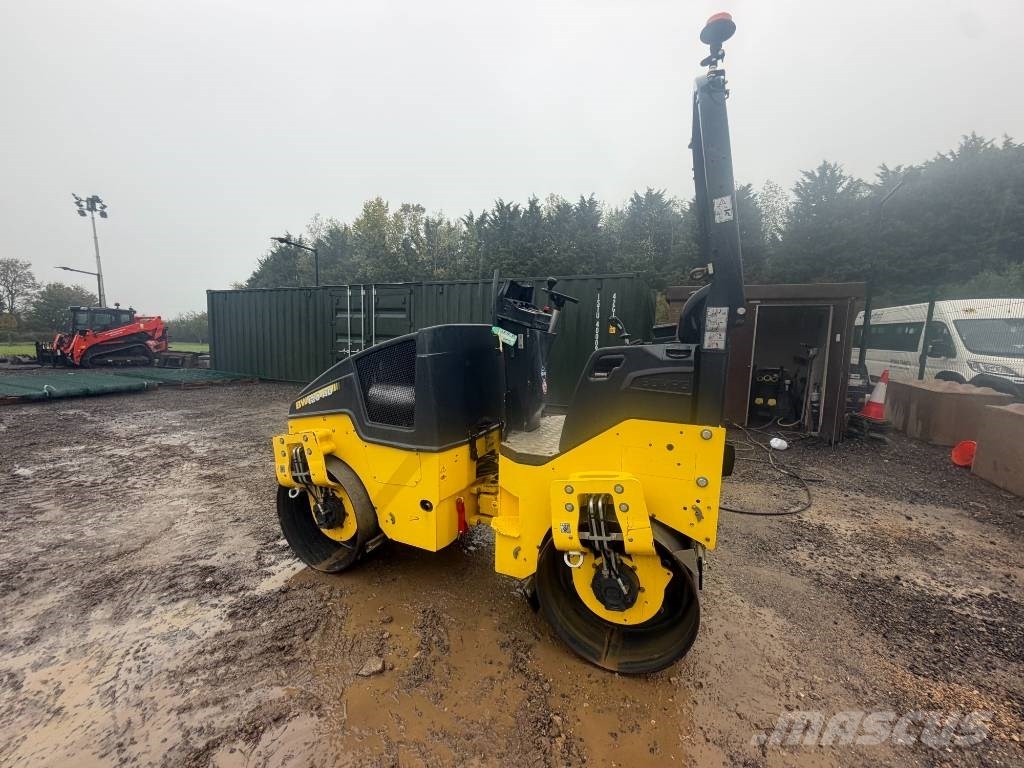 Bomag BW 120 AD-5 Porinių būgnų volai