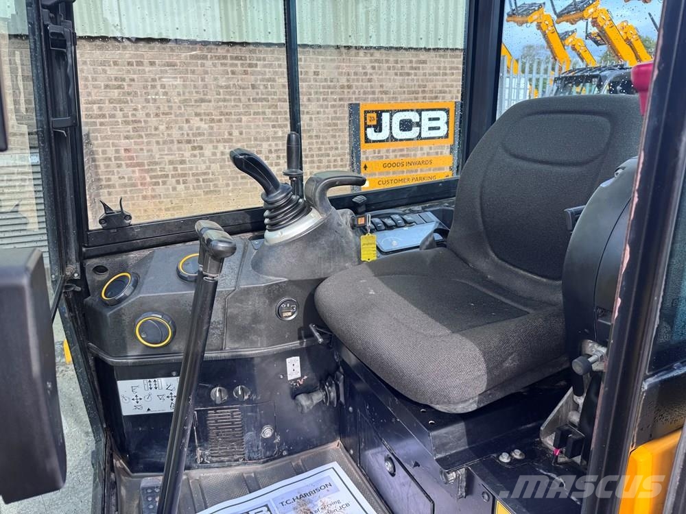 JCB 16C-1 Mini pelle < 7t