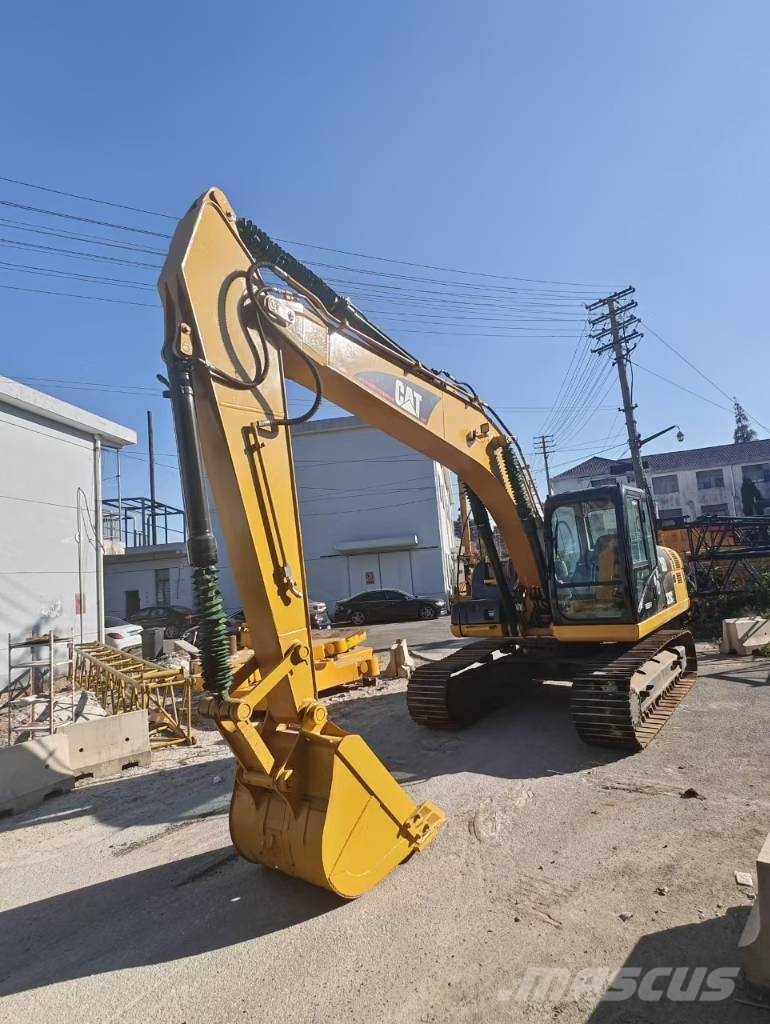 CAT 320 C L Lánctalpas kotrók