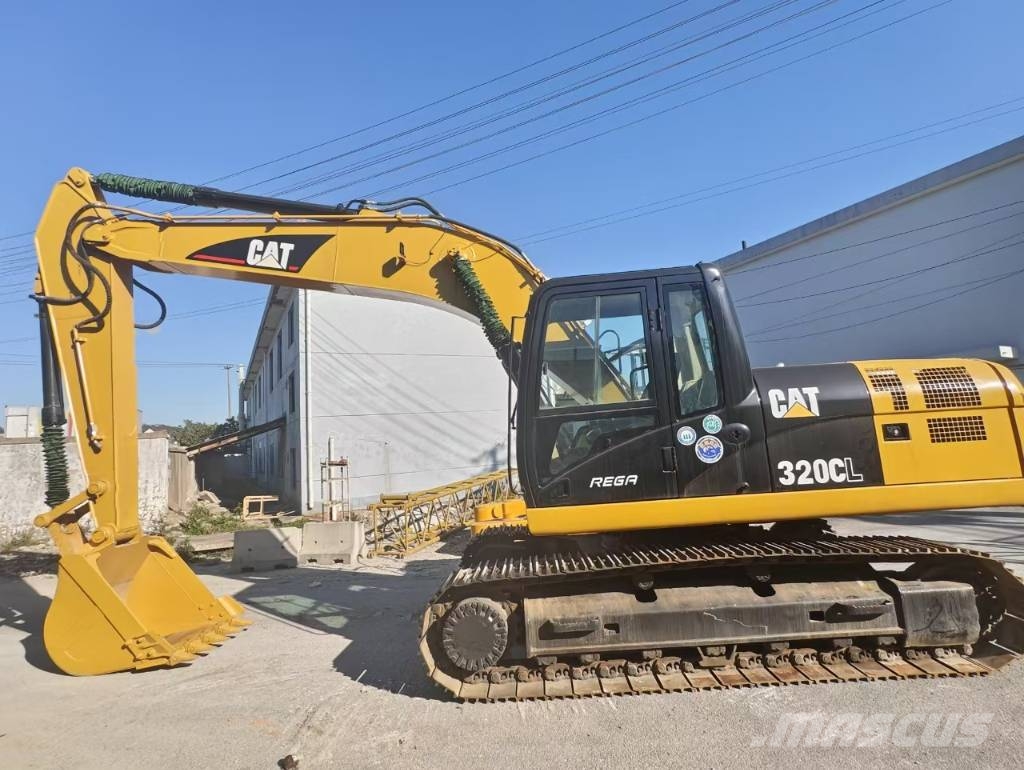 CAT 320 C L Lánctalpas kotrók