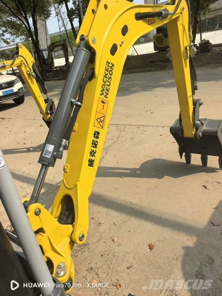 Wacker Neuson EZ 20 Bagri goseničarji