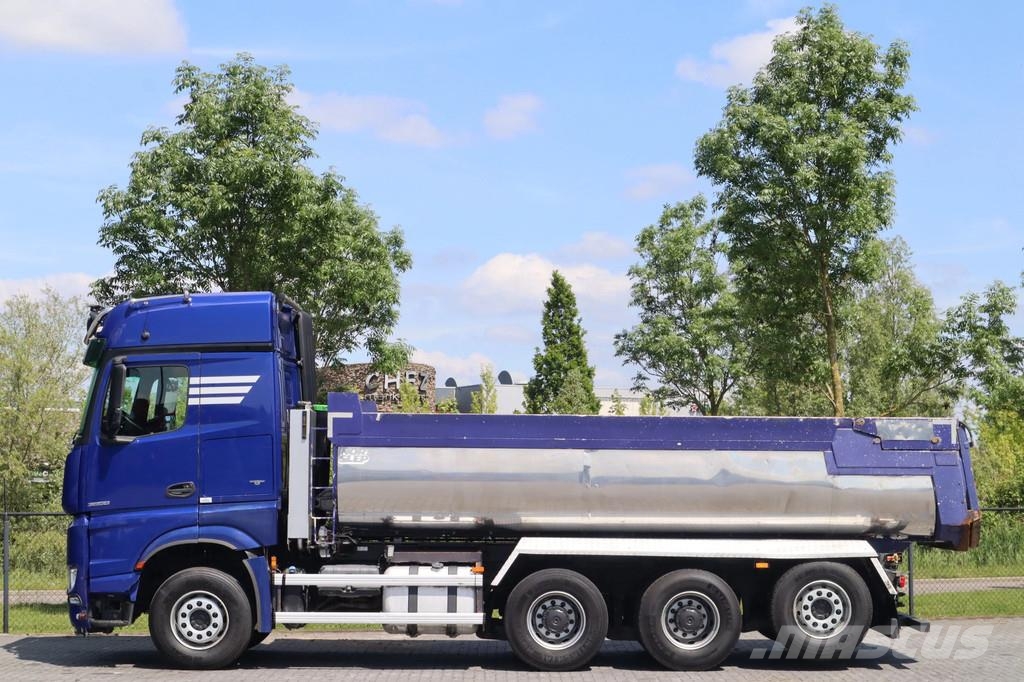 Mercedes-Benz Arocs 3658 | 8X4 | RETARDER | ASPHALT | EURO 6 Camion benne