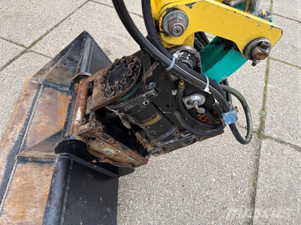 Yanmar Vio 12 Mini bageri < 7t