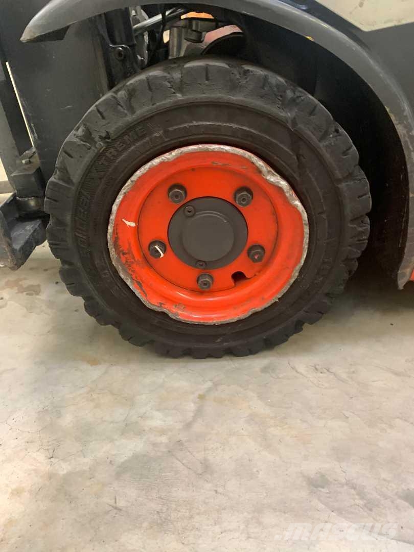 Linde E16H Electric forklifts