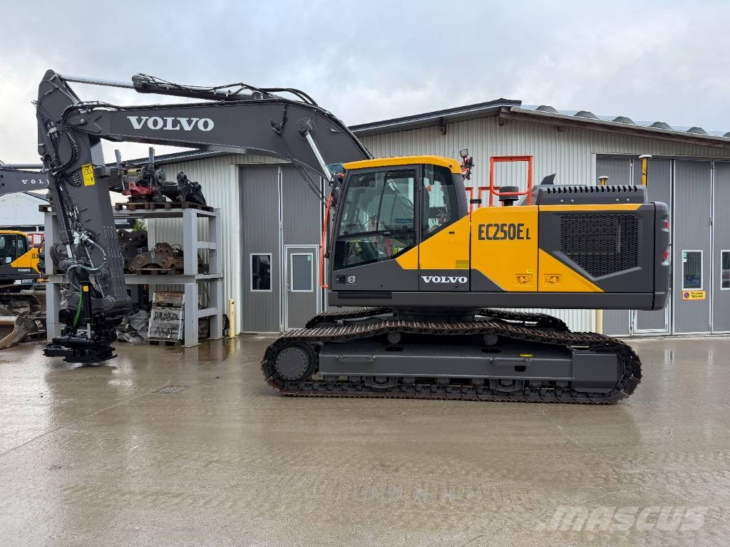 Volvo EC 250 EL Kāpurķēžu ekskavatori