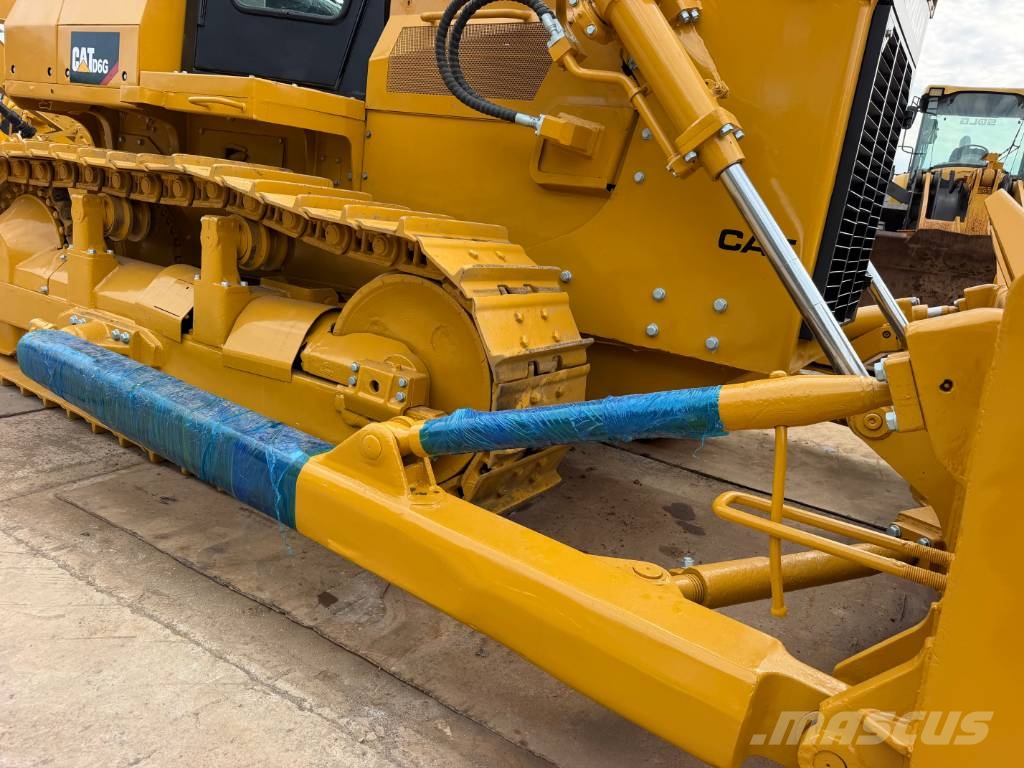 CAT D6G بلدوزرات مجنزرة
