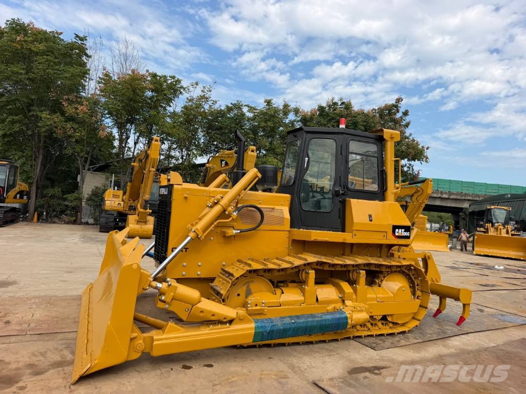 CAT D6G بلدوزرات مجنزرة
