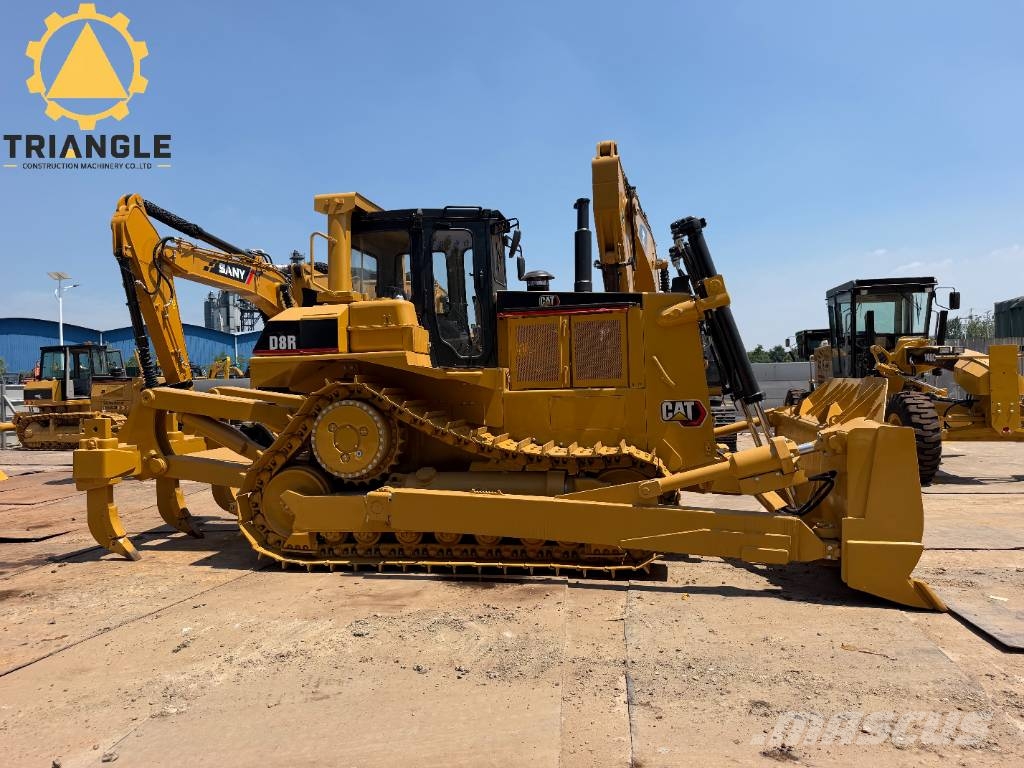 CAT D 8 R lánctalpas dózerek