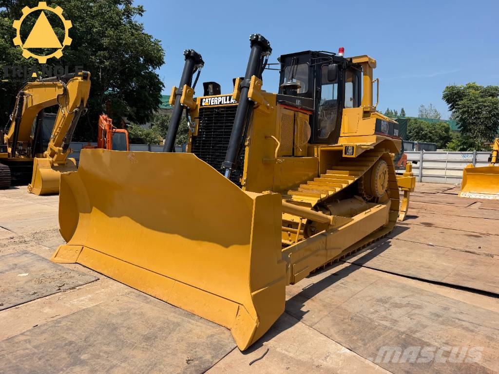 CAT D 8 R lánctalpas dózerek