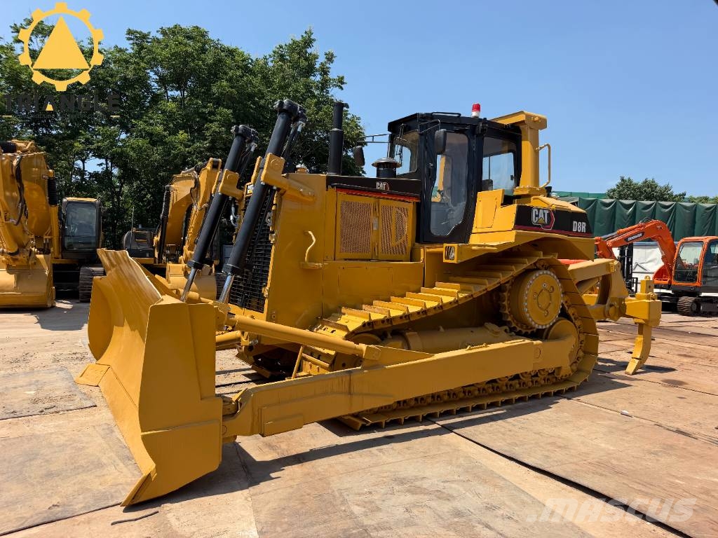 CAT D 8 R lánctalpas dózerek