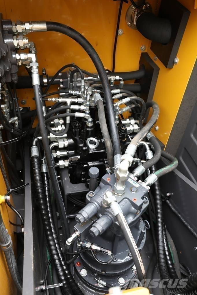 XCMG XE135GA Верижен екскаватор