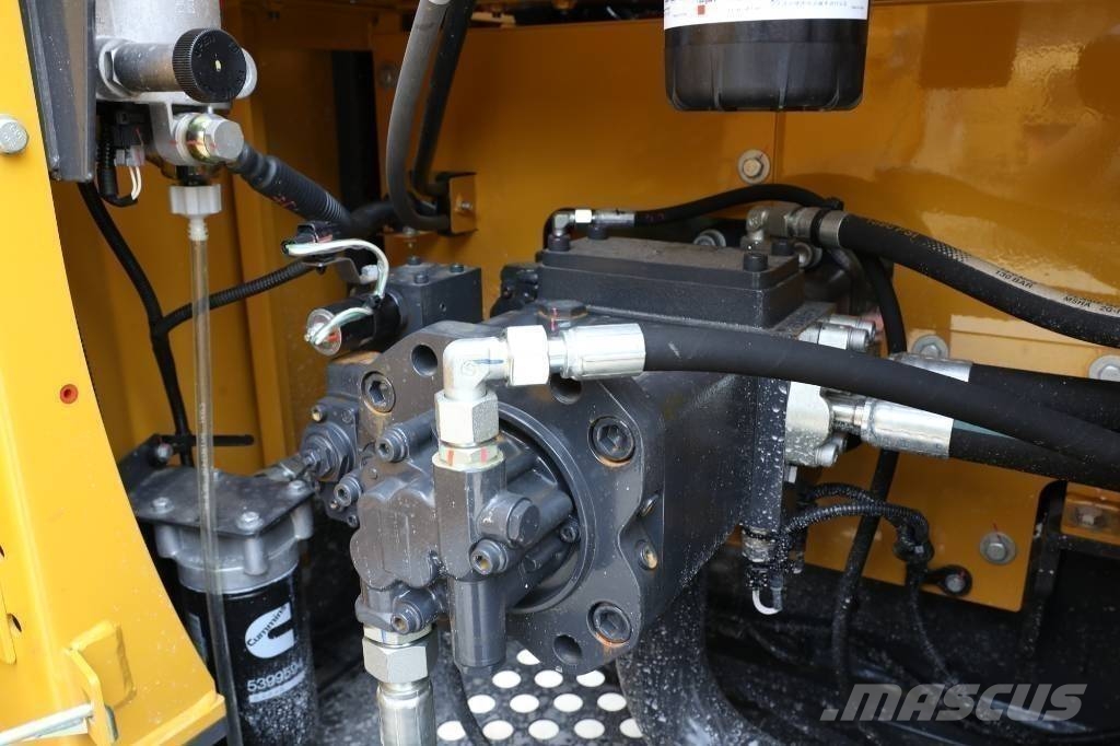 XCMG XE135GA Верижен екскаватор