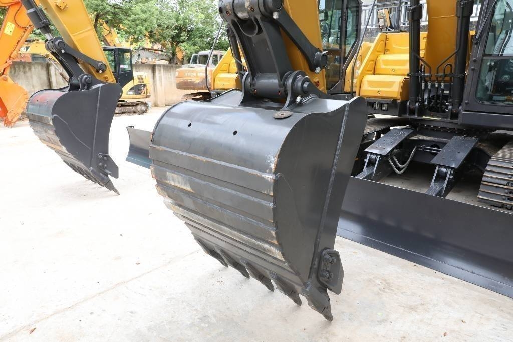 XCMG XE135GA Верижен екскаватор
