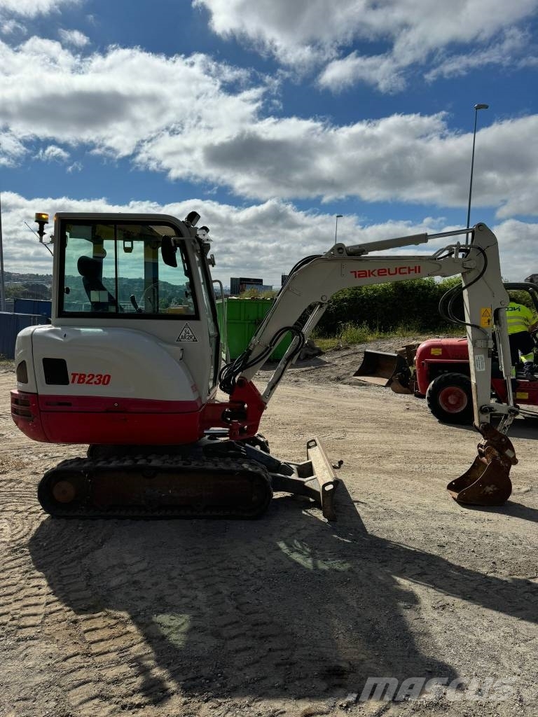 Takeuchi TB 230 Miniescavadeiras < 7t (Mini escavadeiras)