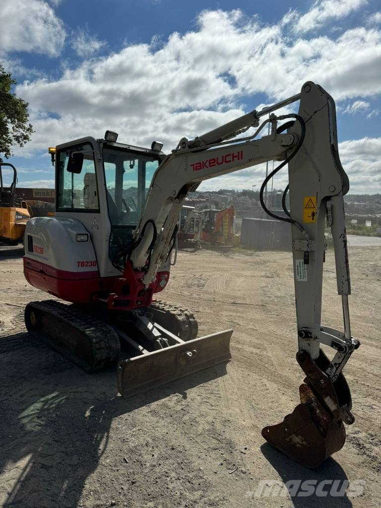 Takeuchi TB 230 Miniescavadeiras < 7t (Mini escavadeiras)