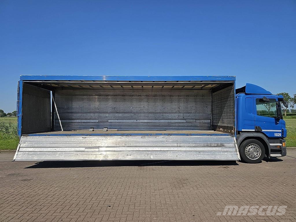 Scania P280 6X2*4 LIFT GETRÄNKE Camion cassonati