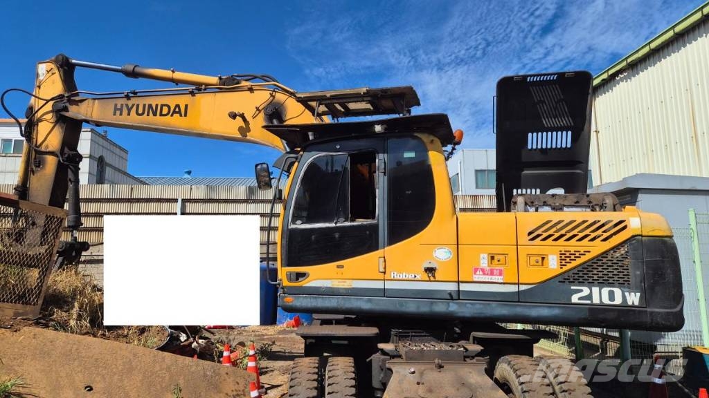 Hyundai Robex 210 W-9 轮式挖掘机