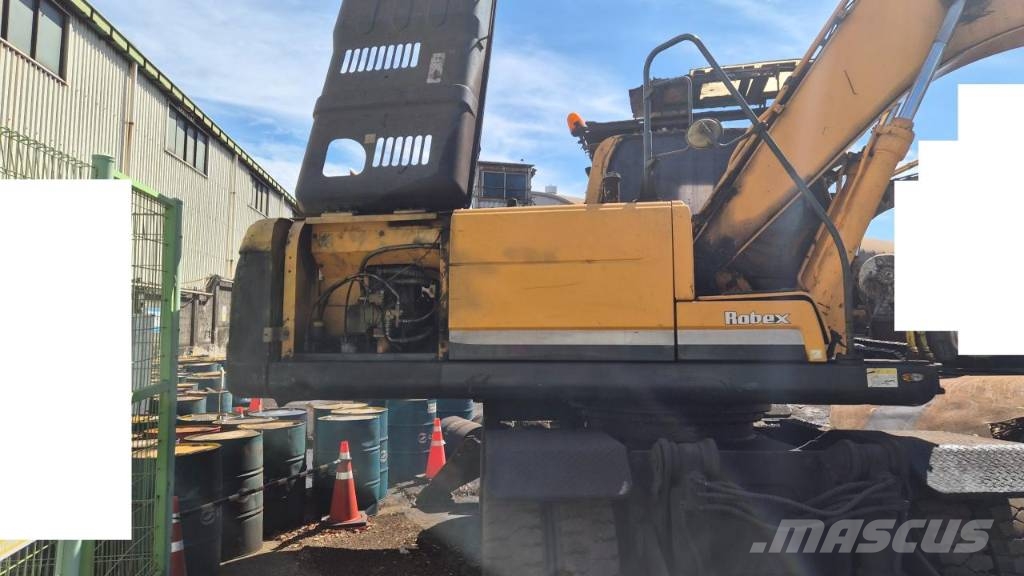 Hyundai Robex 210 W-9 轮式挖掘机