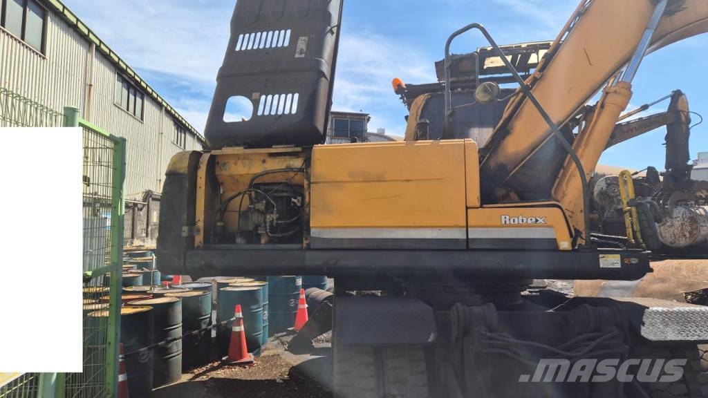 Hyundai Robex 210 W-9 轮式挖掘机