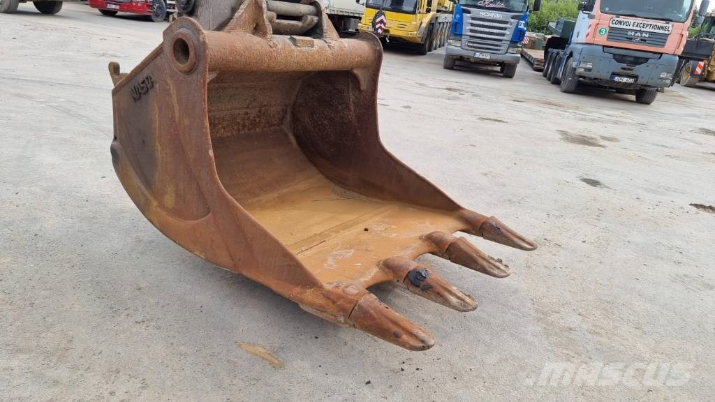 Volvo EC 300 D L Pásové rýpadlá