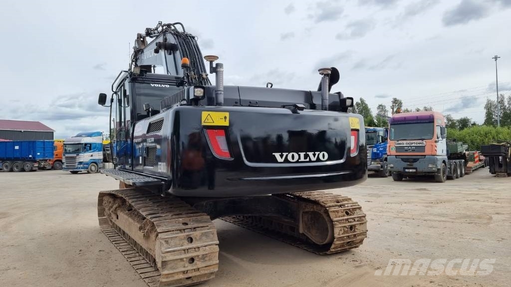 Volvo EC 300 D L Pásové rýpadlá