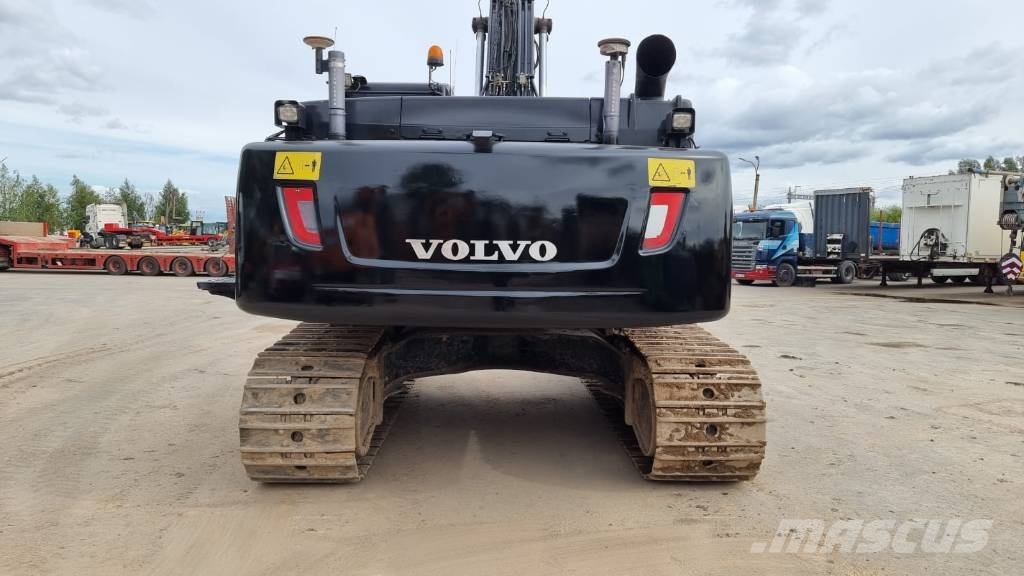 Volvo EC 300 D L Pásové rýpadlá