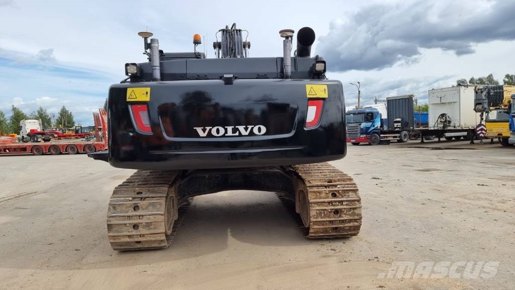 Volvo EC 300 D L Pásové rýpadlá