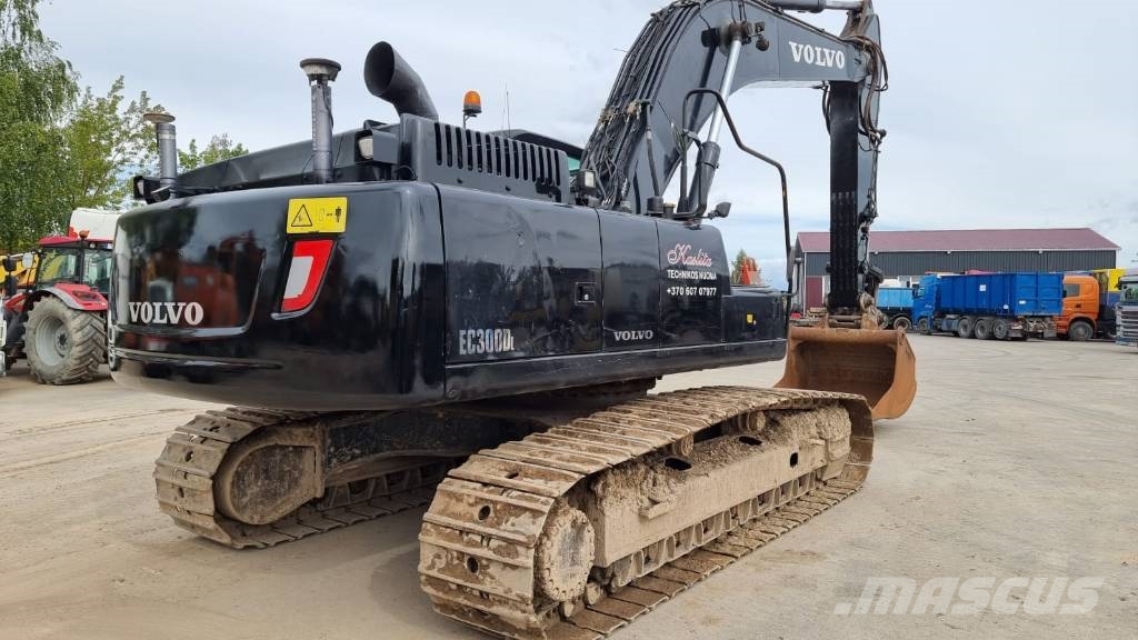 Volvo EC 300 D L Pásové rýpadlá