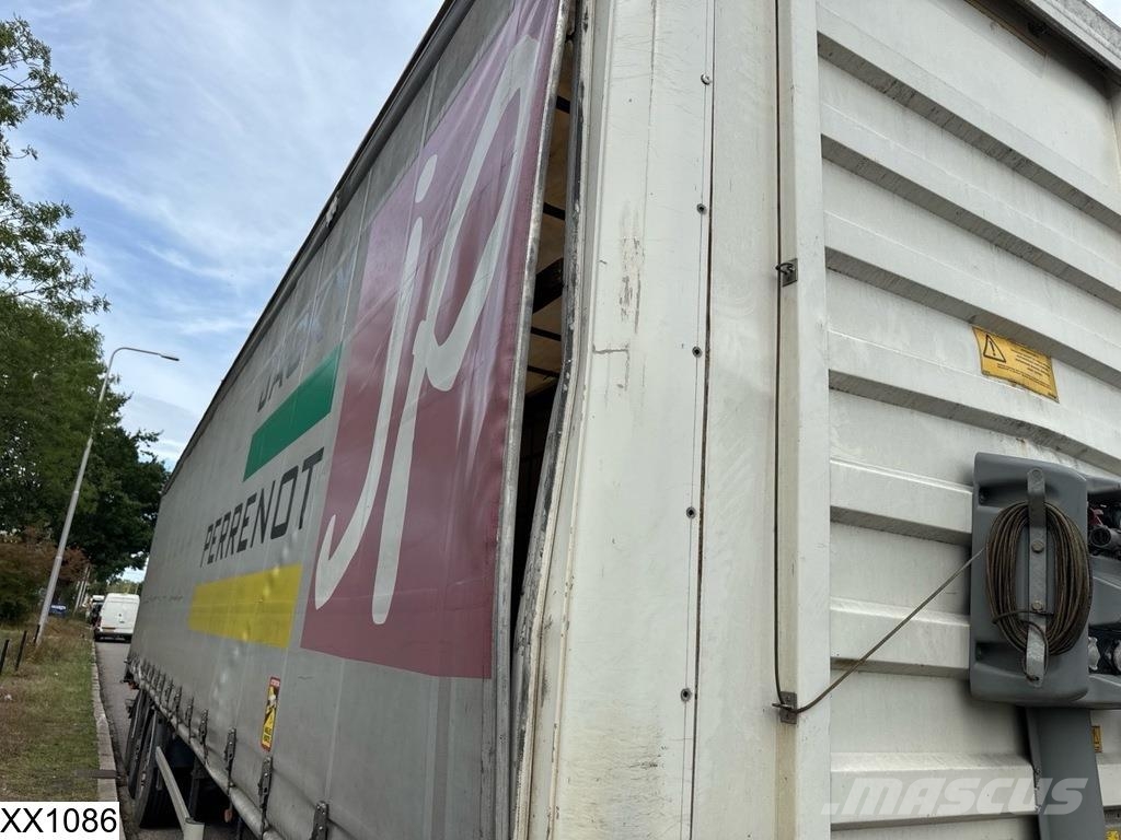 Fruehauf Tautliner Lift axle نصف مقطورات بباب جانبي