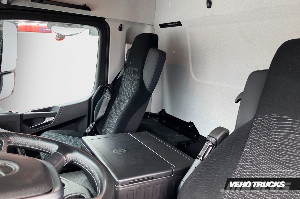 Mercedes-Benz Actros 2535 6x2 Höj/Sänk Kyl/Frys 21 pallar Skapbiler Frys/kjøl/varme