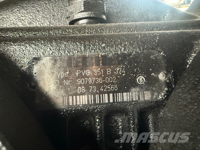 Liebherr LR 634 USED HYDRAULIC MOTOR LINDE هيدروليات
