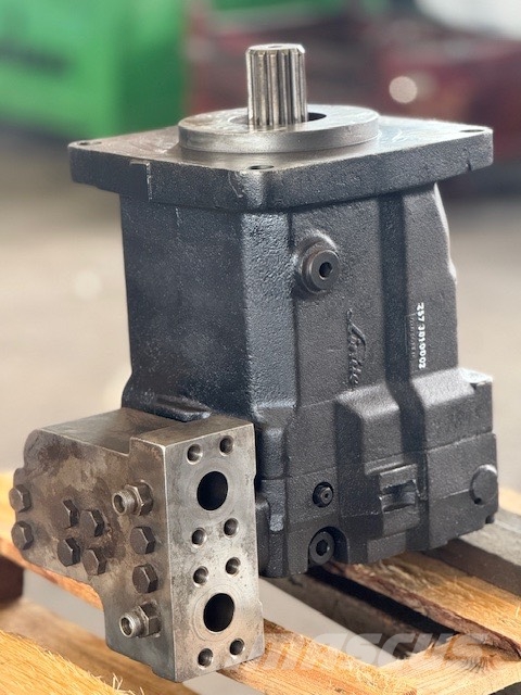 Liebherr LR 634 USED HYDRAULIC MOTOR LINDE هيدروليات