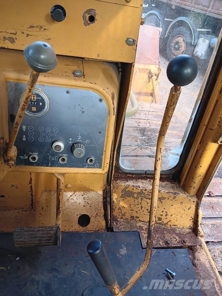 CAT D 5 B LGP 履帶推土機