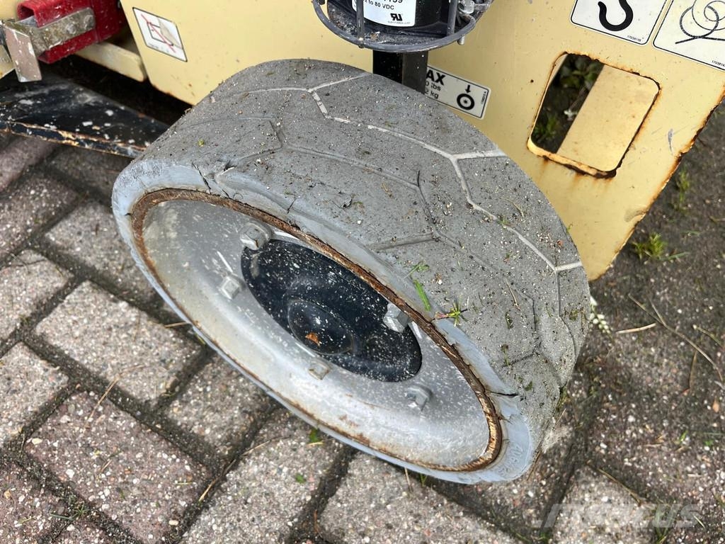 JLG 3246 ES Schaarhoogwerkers