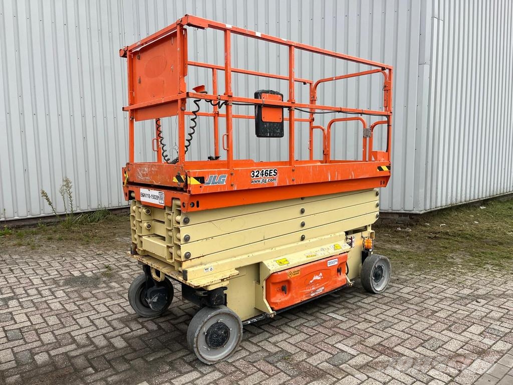 JLG 3246 ES Schaarhoogwerkers