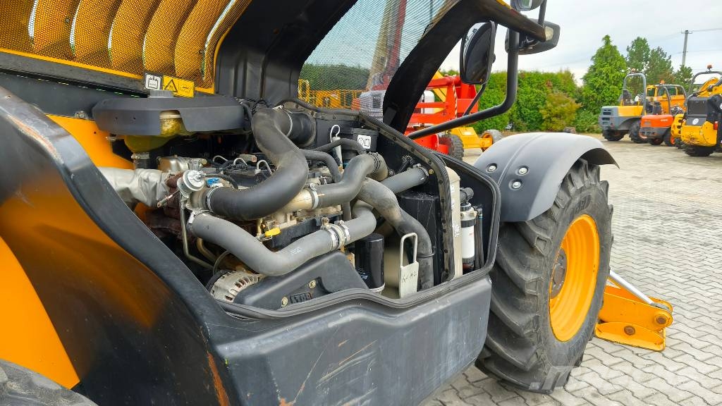 JCB 533-105 텔러 핸들러
