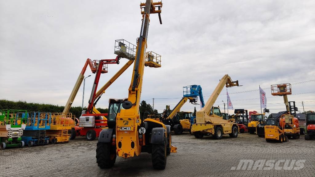 JCB 533-105 텔러 핸들러