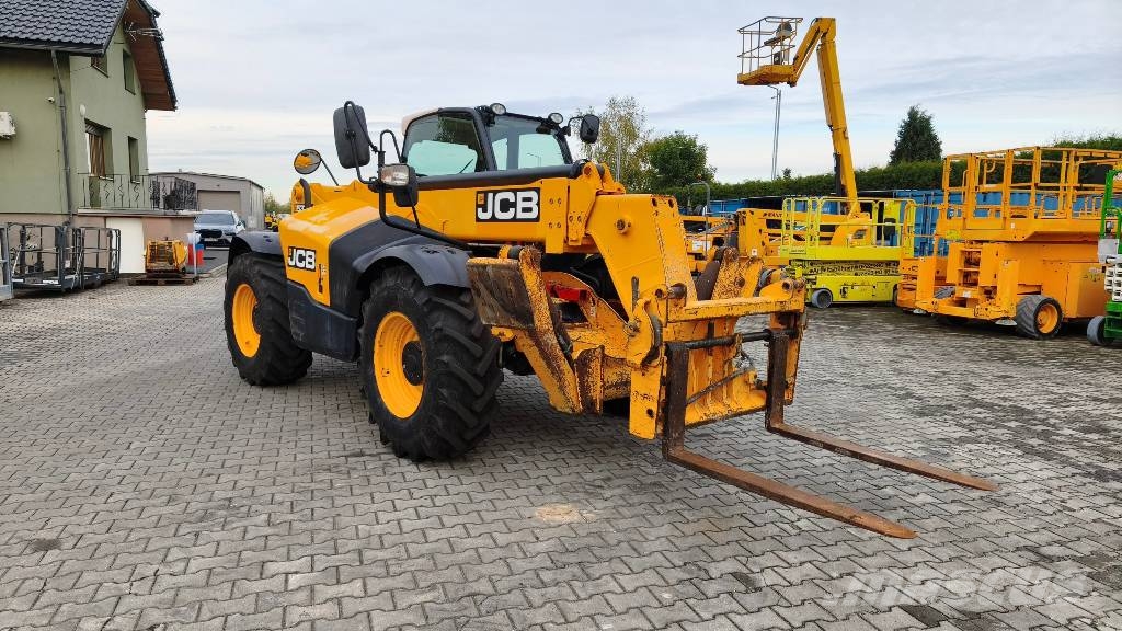 JCB 533-105 텔러 핸들러