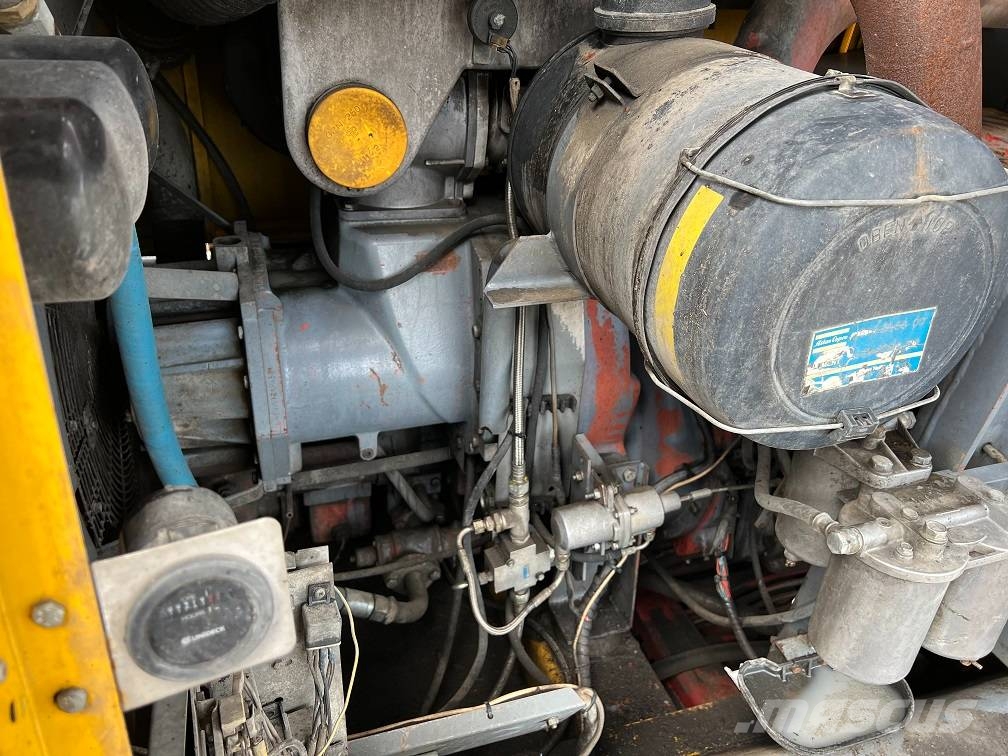 Sisu 12E480 6x6 water well drill atlas copco XRV410 Perforadoras de pozos