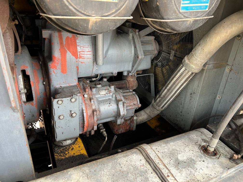 Sisu 12E480 6x6 water well drill atlas copco XRV410 Perforadoras de pozos