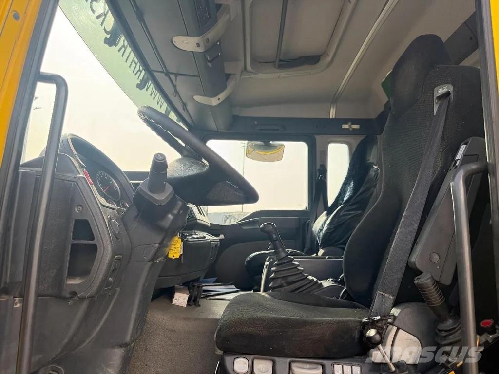 MAN TGA 35.390 8X2 KIPPER - LIFTING AXLE Hook lift trucks