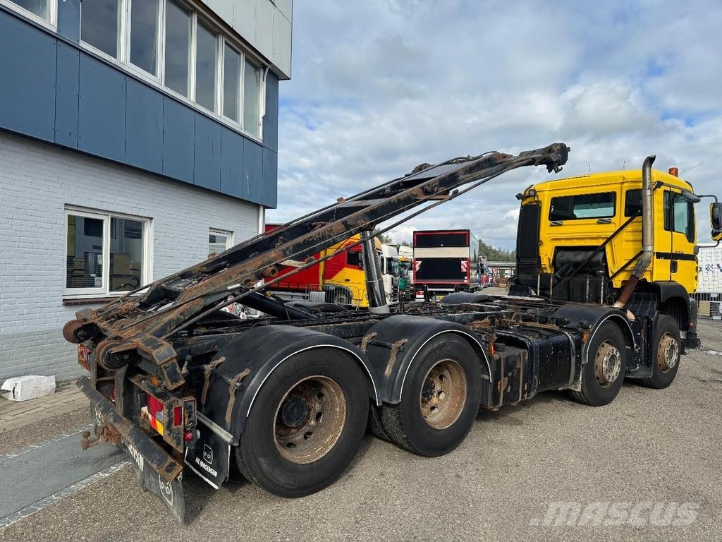 MAN TGA 35.390 8X2 KIPPER - LIFTING AXLE Camiones polibrazo
