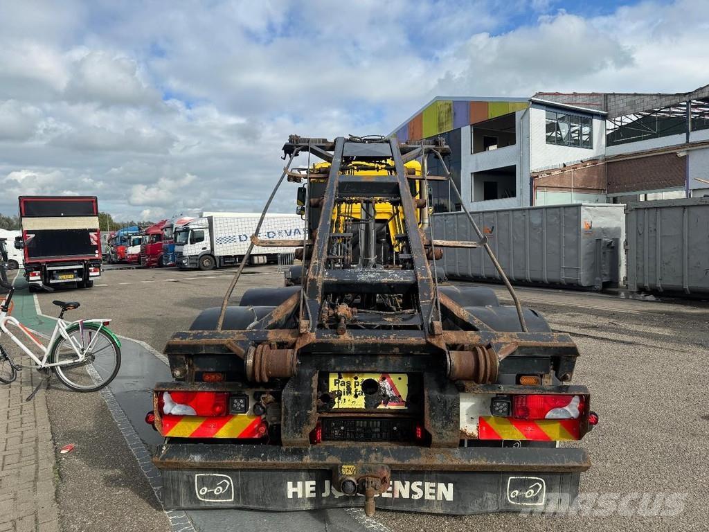 MAN TGA 35.390 8X2 KIPPER - LIFTING AXLE Camiones polibrazo