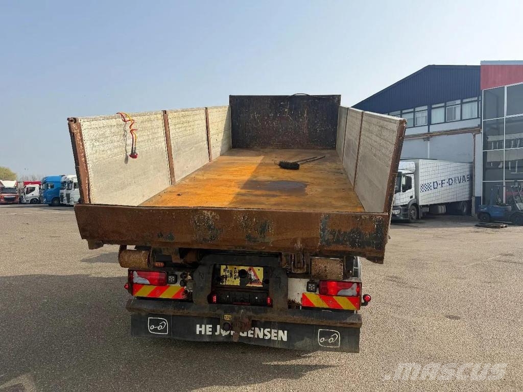 MAN TGA 35.390 8X2 KIPPER - LIFTING AXLE Hook lift trucks