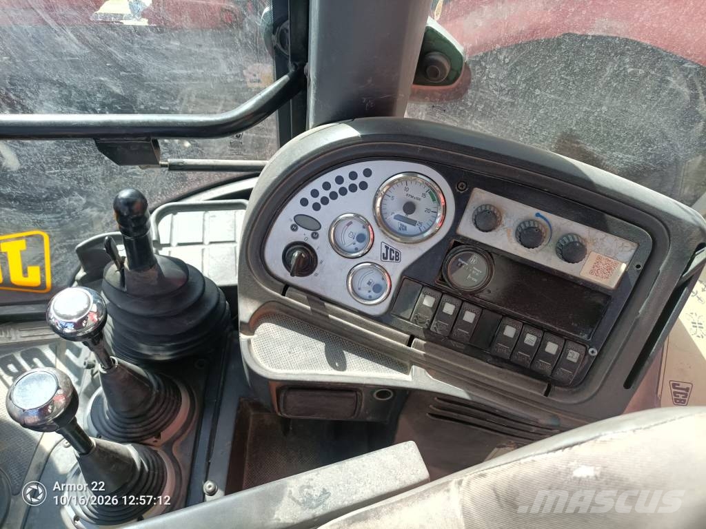 JCB 3 CX 4 Rovokopači