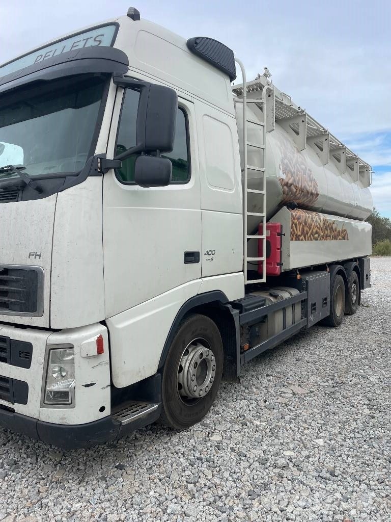 Volvo 400 Caminhões-tanque