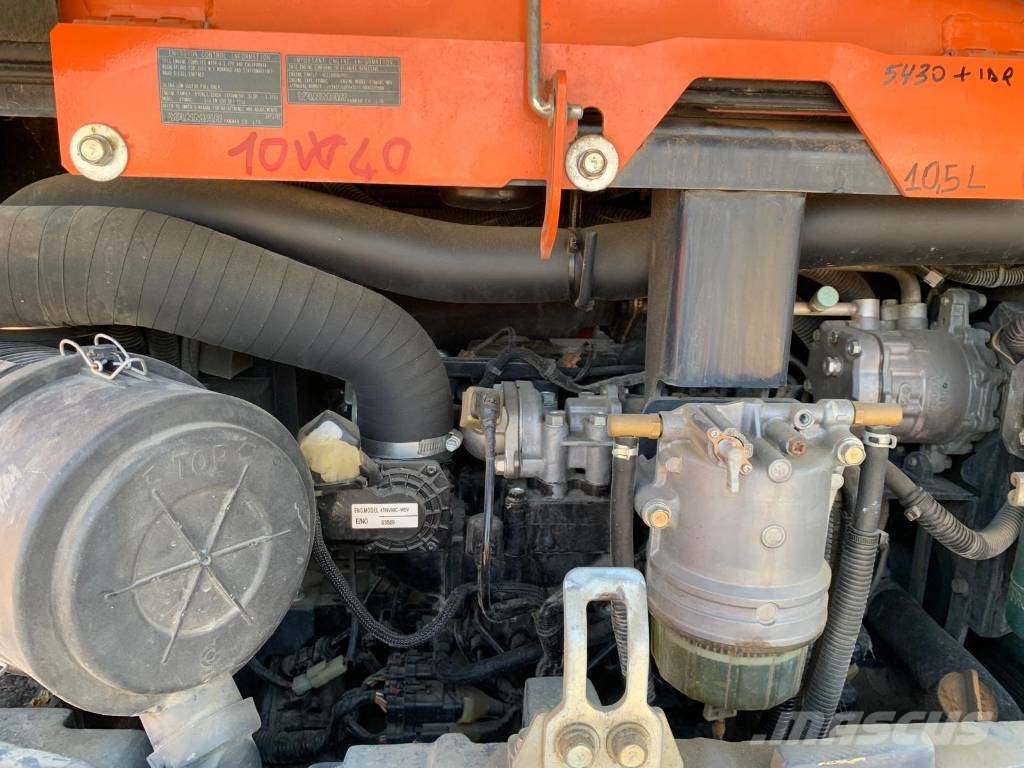 Yanmar Vio 80 Közepes (midi) kotrók 7 t - 12 t