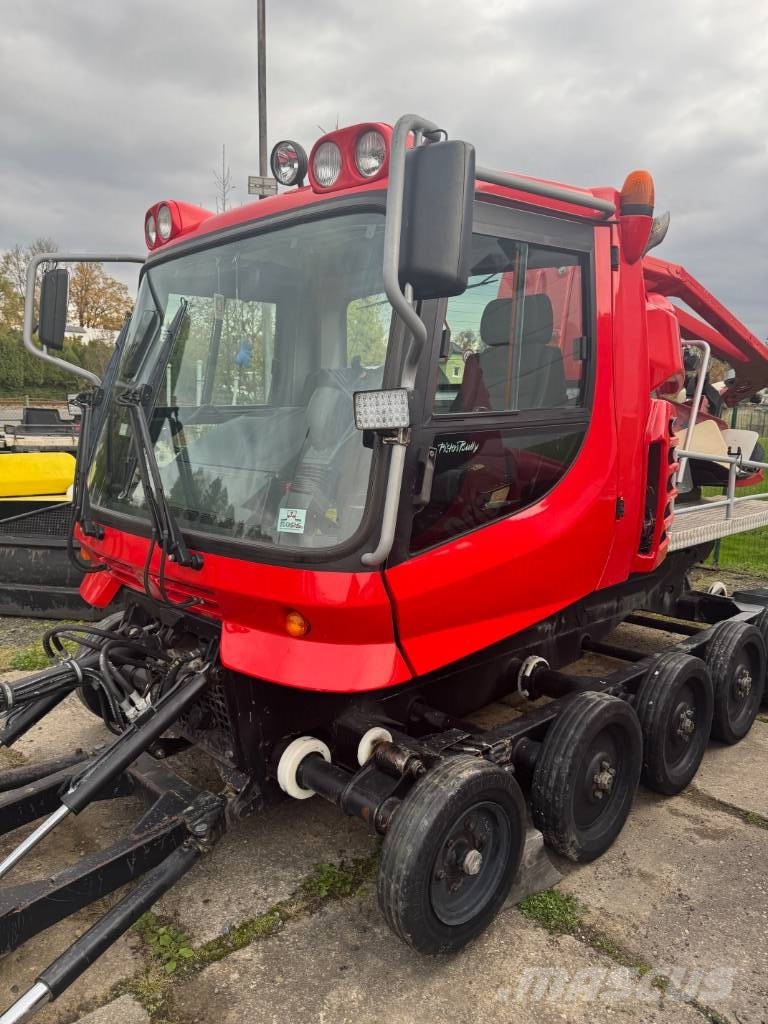Kässbohrer PB 300 W 铲雪车